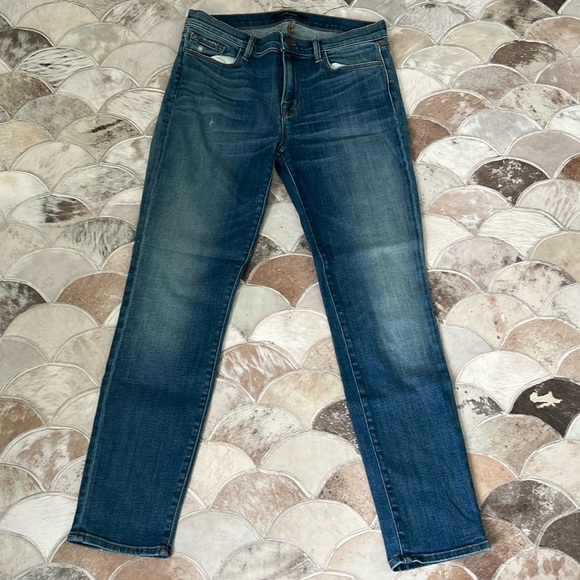J Brand Skinny Jean in Fusion Wash Size 31 - Picture 2 of 5